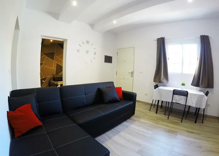 Apartamentos Ainara